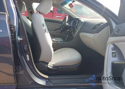 2015 Kia Optima Lx z USA, uszkodzony, nr VIN 5XXGM4A73FG371635